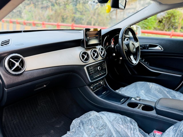 Second-hand 2016 Mercedes-Benz GLA Class 200 CDI SPORT for sale in New Delhi-11