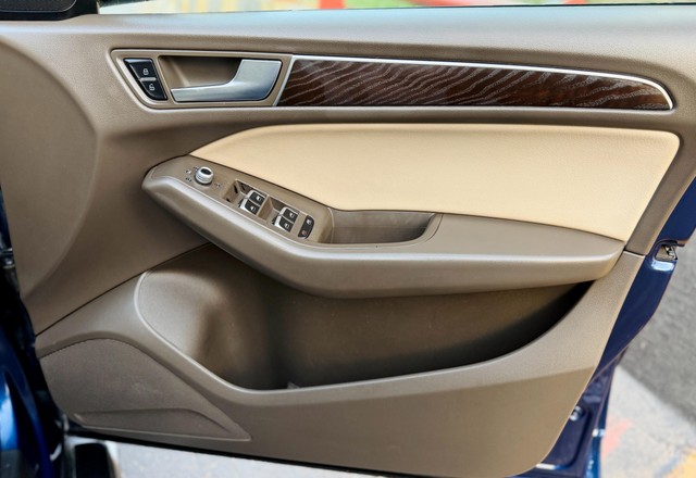 Second-hand 2015 Audi Q5 3.0 TDI Quattro for sale in New Delhi-8