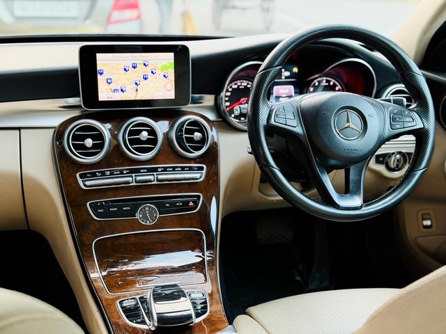 Second-hand 2015 Mercedes-Benz C-Class C 200 AVANTGARDE for sale in New Delhi-14