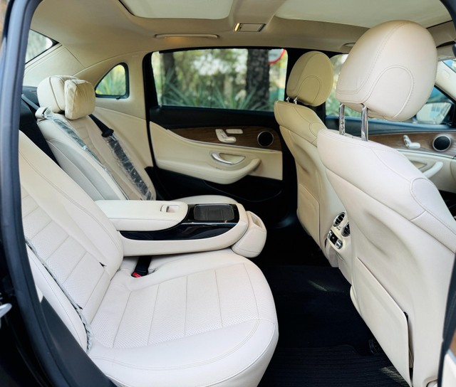 Mercedes-Benz E-Class Expression E 220 d BSIV Second-hand 2018 Mercedes-Benz E-Class Expression E 220 d BSIV for sale in New Delhi-7