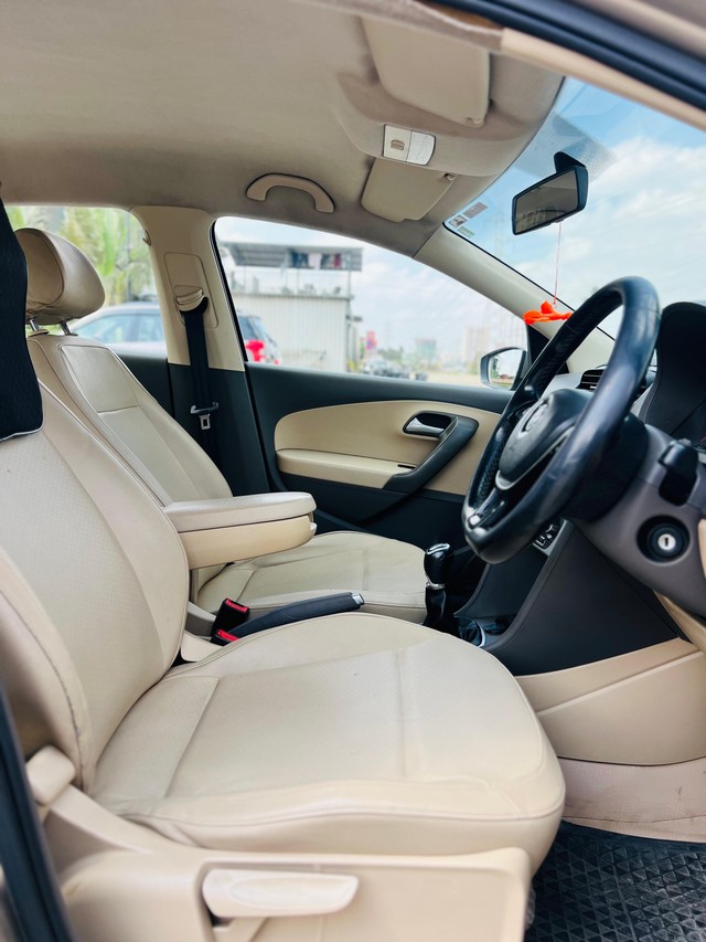 Second-hand 2015 Volkswagen Vento 1.5 TDI Comfortline AT for sale in Surat-7