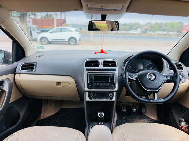Second-hand 2015 Volkswagen Vento 1.5 TDI Comfortline AT for sale in Surat-11