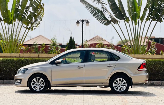Second-hand 2015 Volkswagen Vento 1.5 TDI Comfortline AT for sale in Surat-4