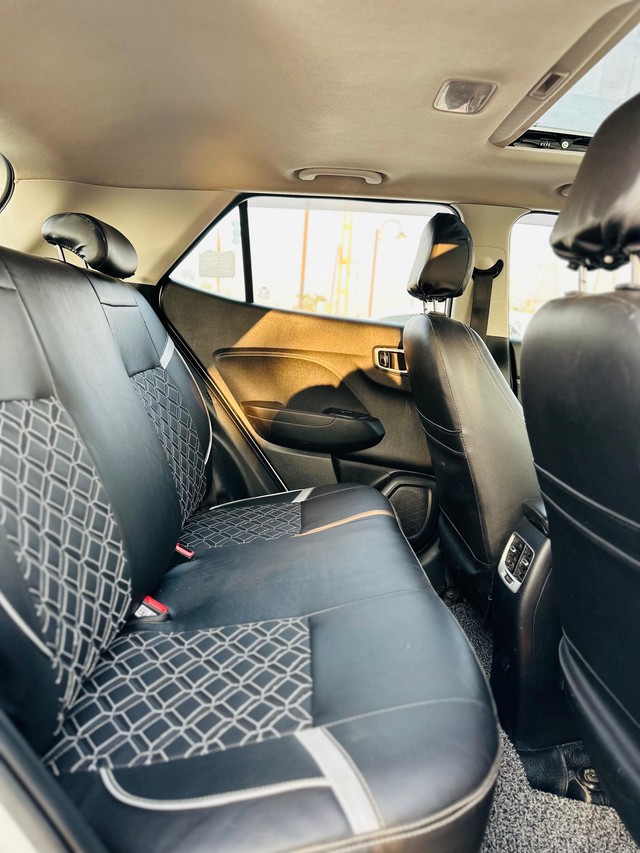 Hyundai Venue SX Opt Executive Diesel Second-hand 2022 Hyundai Venue SX Opt Executive Diesel for sale in Surat-8