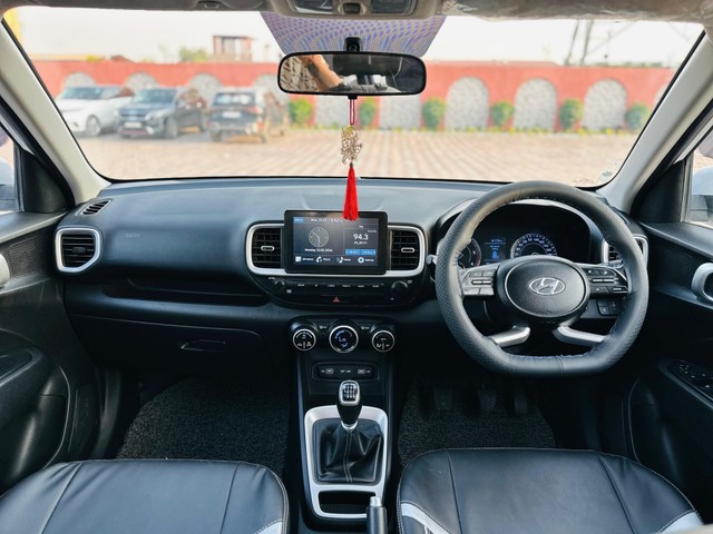 Hyundai Venue SX Opt Executive Diesel Second-hand 2022 Hyundai Venue SX Opt Executive Diesel for sale in Surat-10