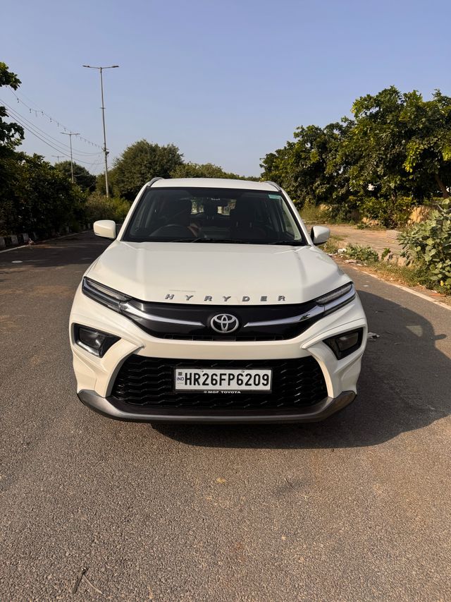 Toyota Hyryder ई Second-hand 2024 Toyota Hyryder ई for sale in New Delhi