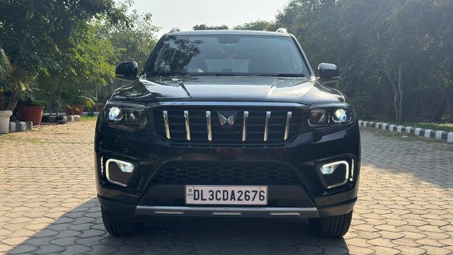 Second-hand 2024 Mahindra Scorpio N Z8 for sale in New Delhi