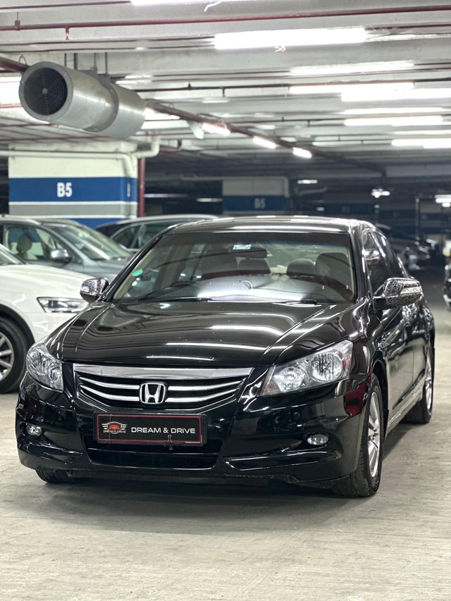Honda New Accord 2.4 A/T Second-hand 2013 Honda New Accord 2.4 A/T for sale in Pune-18