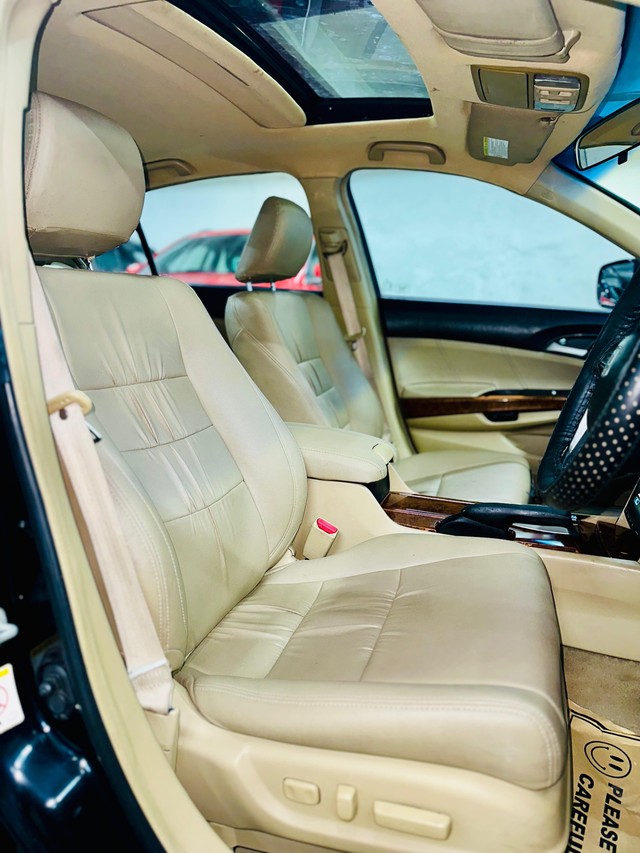 Honda New Accord 2.4 A/T Second-hand 2013 Honda New Accord 2.4 A/T for sale in Pune-15