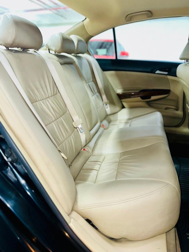 Honda New Accord 2.4 A/T Second-hand 2013 Honda New Accord 2.4 A/T for sale in Pune-7