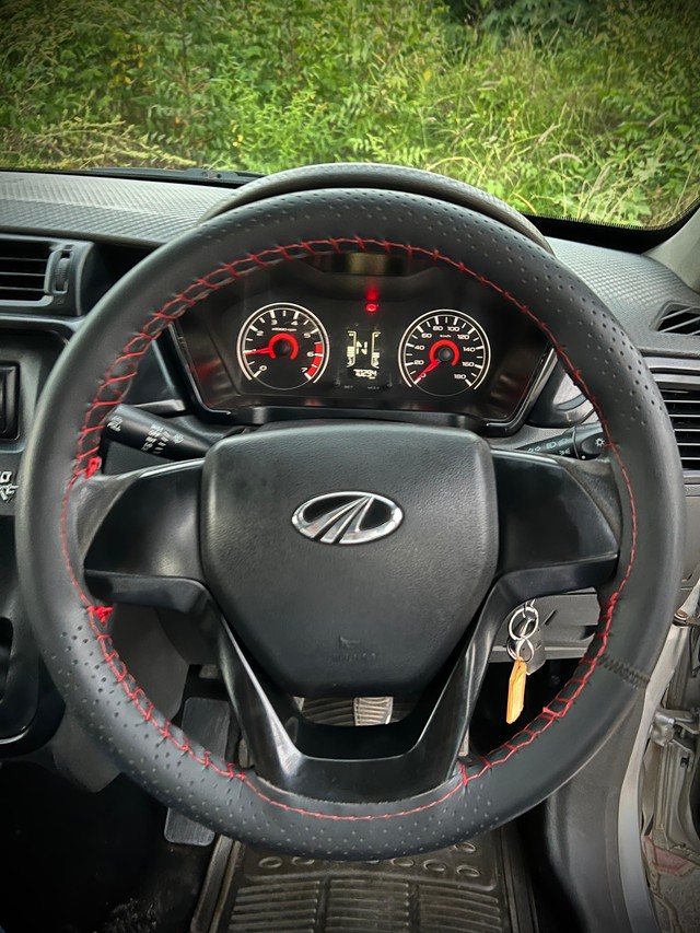 Second-hand 2019 Mahindra KUV 100 NXT G80 K2 for sale in New Delhi-11