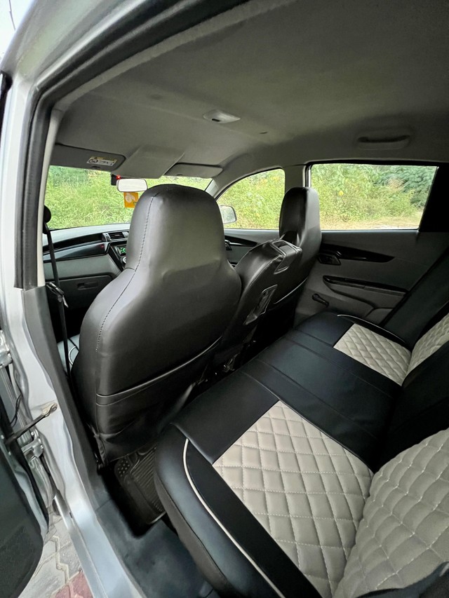 Second-hand 2019 Mahindra KUV 100 NXT G80 K2 for sale in New Delhi-18