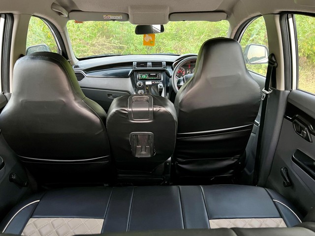 Second-hand 2019 Mahindra KUV 100 NXT G80 K2 for sale in New Delhi-19
