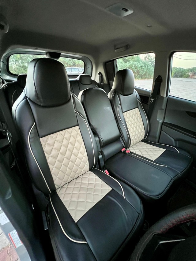 Second-hand 2019 Mahindra KUV 100 NXT G80 K2 for sale in New Delhi-16