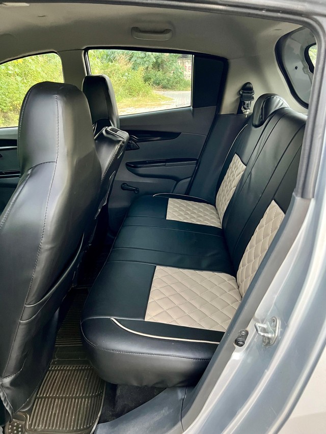 Second-hand 2019 Mahindra KUV 100 NXT G80 K2 for sale in New Delhi-17