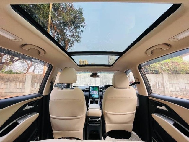 Second-hand 2023 MG Hector 1.5 Turbo Sharp pro CVT BSVI for sale in Mumbai-8