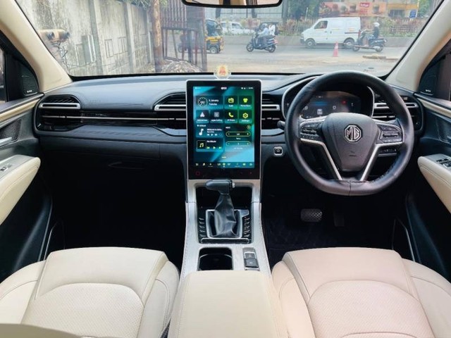 Second-hand 2023 MG Hector 1.5 Turbo Sharp pro CVT BSVI for sale in Mumbai-12