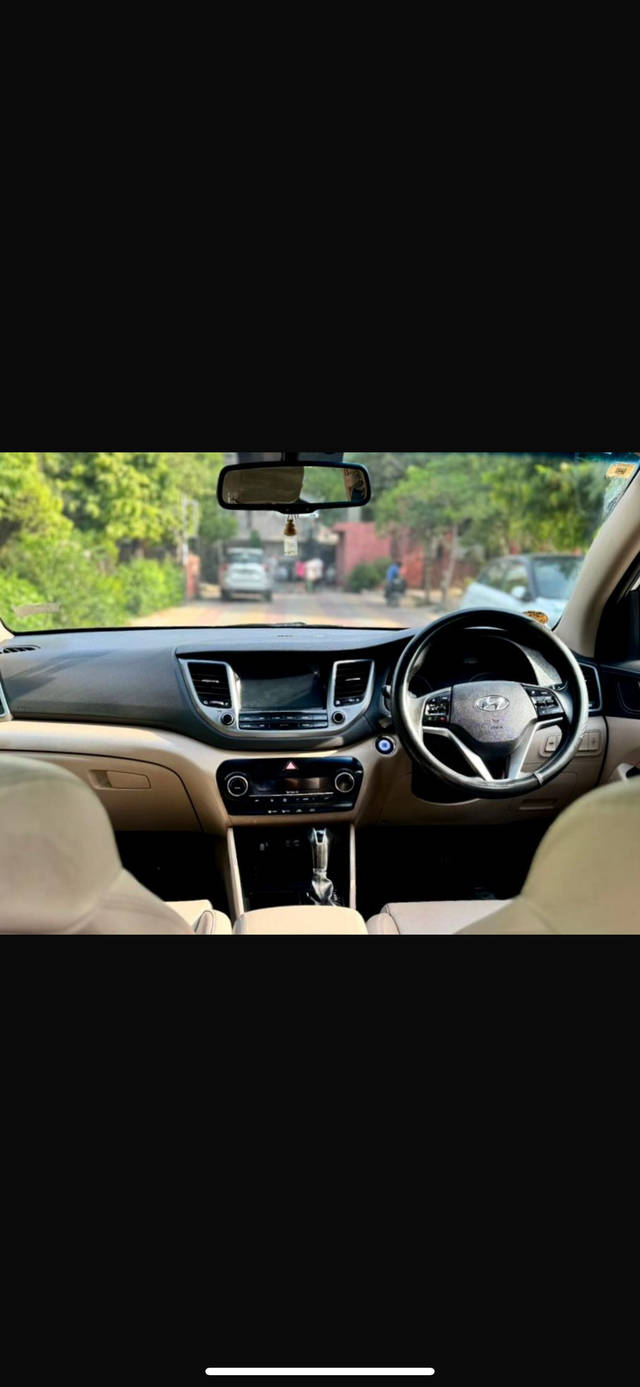 https://images10.gaadi.com/usedcar_image/D6DE6F37-9AC7-410B-8BE3-6DA09B3B503F/original/2355678d-536d-4da0-82fc-3c183b77fe32.png?imwidth=6402