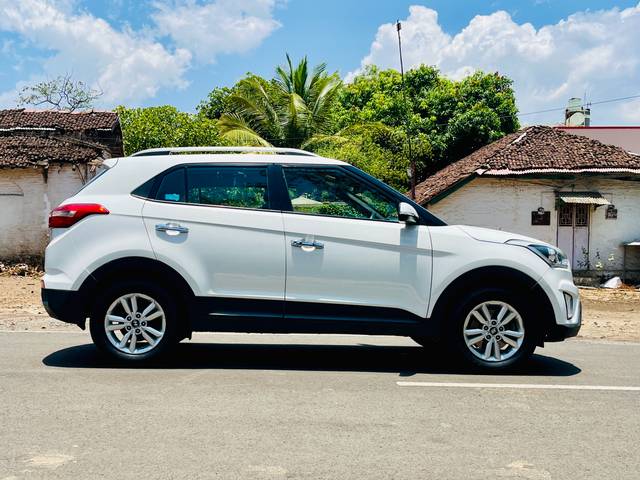 https://images10.gaadi.com/usedcar_image/D6F39AA1-8B06-4BA9-AEB7-C788652E34AE/original/cc670c13-2986-47ef-81d9-9abb1171ec1b.jpg?imwidth=6401