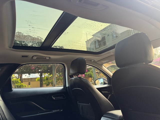 Second-hand 2018 Jaguar F-Pace Prestige 2.0 AWD for sale in Bangalore-10