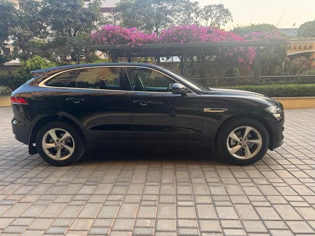Second-hand 2018 Jaguar F-Pace Prestige 2.0 AWD for sale in Bangalore-1