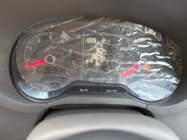 Second-hand 2015 Volkswagen Vento 1.2 TSI Highline AT for sale in Miraj-9