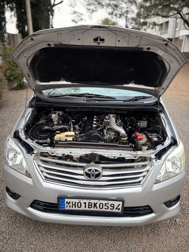 Second-hand 2013 Toyota Innova 2.5 G (Diesel) 7 Seater BS IV for sale in Miraj-13