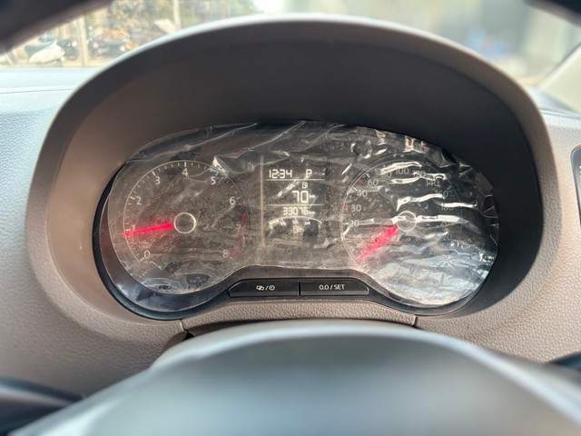 Second-hand 2015 Volkswagen Vento 1.2 TSI Highline AT for sale in Miraj-10