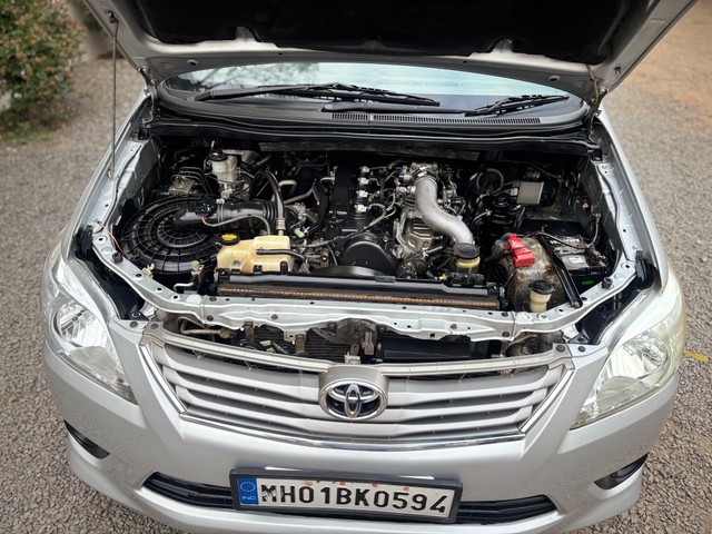 Second-hand 2013 Toyota Innova 2.5 G (Diesel) 7 Seater BS IV for sale in Miraj-4