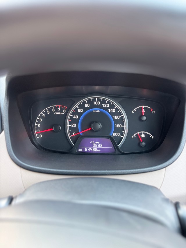 Second-hand 2014 Hyundai Grand i10 Magna for sale in Miraj-11