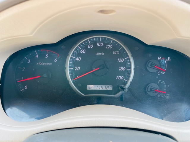 Second-hand 2011 Toyota Innova 2.5 G (Diesel) 8 Seater BS III for sale in Mumbai-14