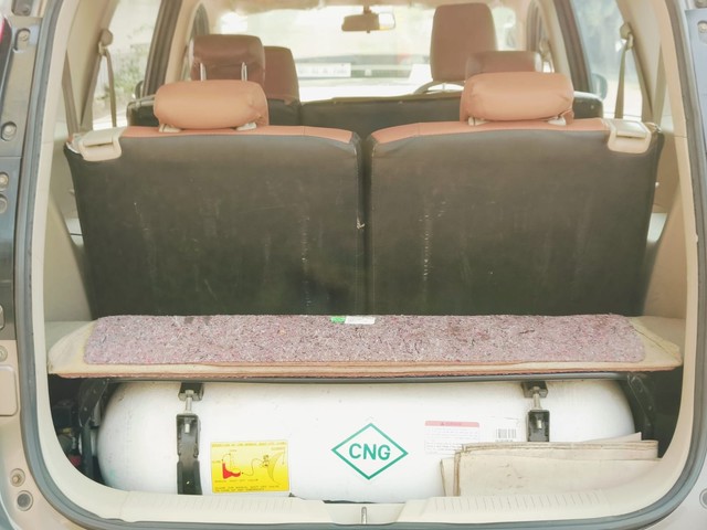 Second-hand 2022 Maruti Ertiga VXI CNG for sale in Mumbai-11