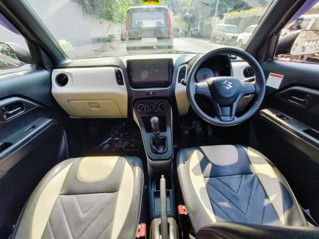 Second-hand 2021 Maruti Suzuki Wagon R CNG LXI Opt for sale in Mumbai-12