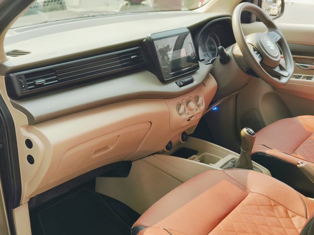 Second-hand 2022 Maruti Ertiga VXI CNG for sale in Mumbai-8