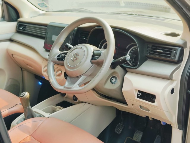 Second-hand 2022 Maruti Ertiga VXI CNG for sale in Mumbai-7