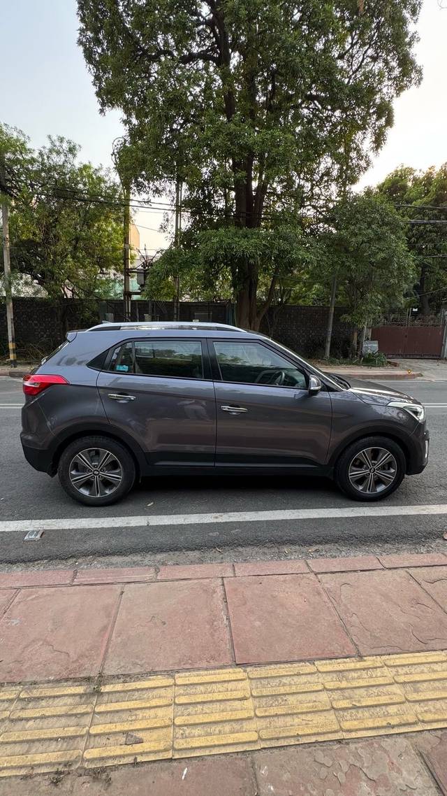 https://images10.gaadi.com/usedcar_image/DBD0CD4C-063F-47CE-8392-7A1B25BC541A/original/a533d69f-26c8-4bec-b4ab-7106ea38b2bb.jpg?imwidth=6401