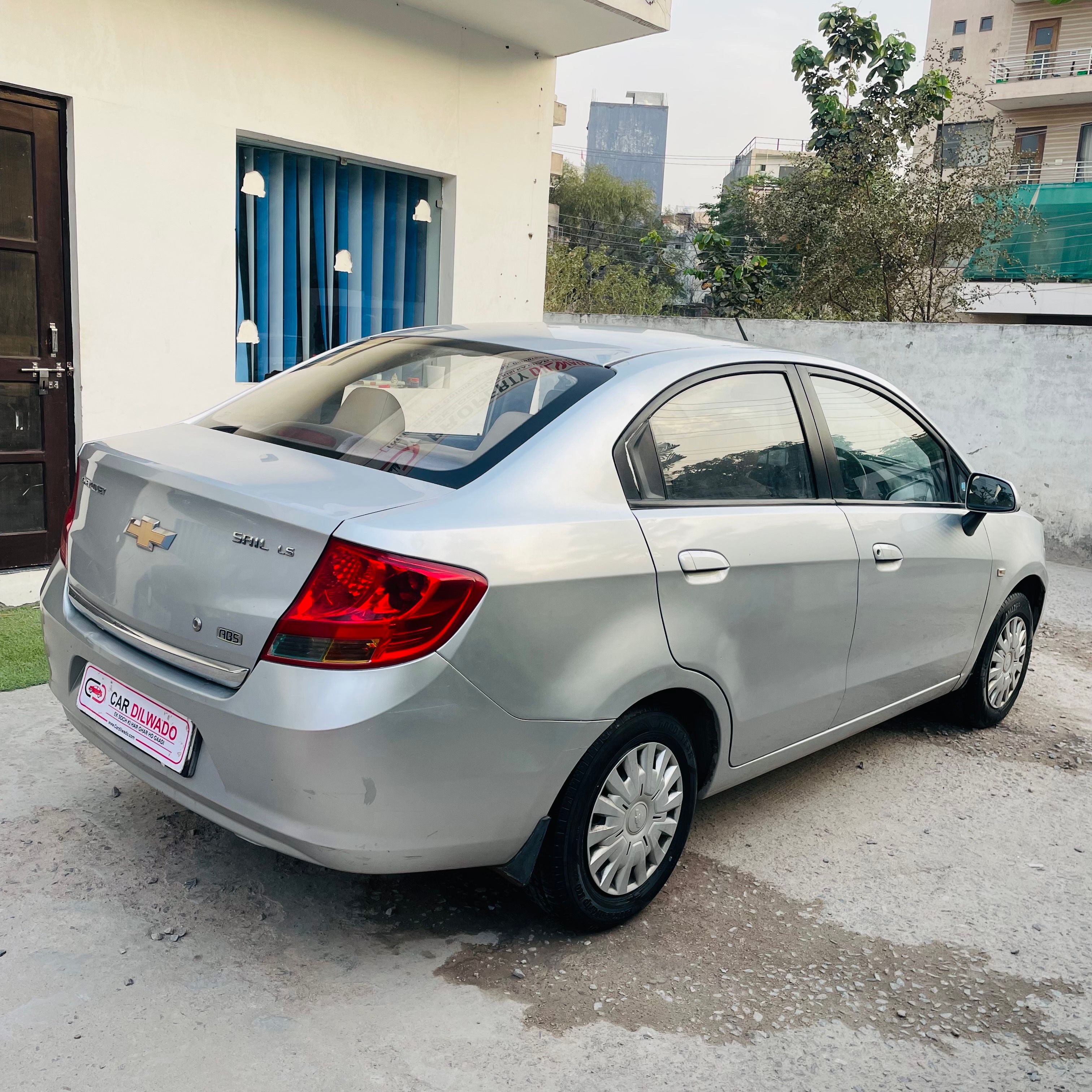 Buy Used Chevrolet Sail 1.2 LS ABS of 2015 model @ 1,99,000 INR in ...