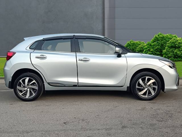 https://images10.gaadi.com/usedcar_image/E8E01421-64F1-4C15-A4EC-8D1BEA710B50/original/c5b47fde-5df6-45b5-bf91-8ae659f83420.jpg?imwidth=6401