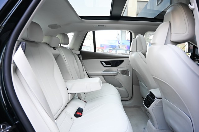 Second-hand 2023 Mercedes-Benz EQE SUV 500 4MATIC for sale in Jaipur-5