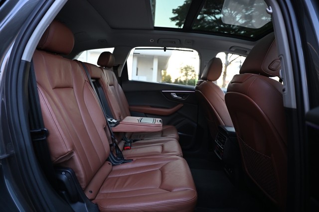 Second-hand 2024 Audi Q7 Technology for sale in Jaipur-5