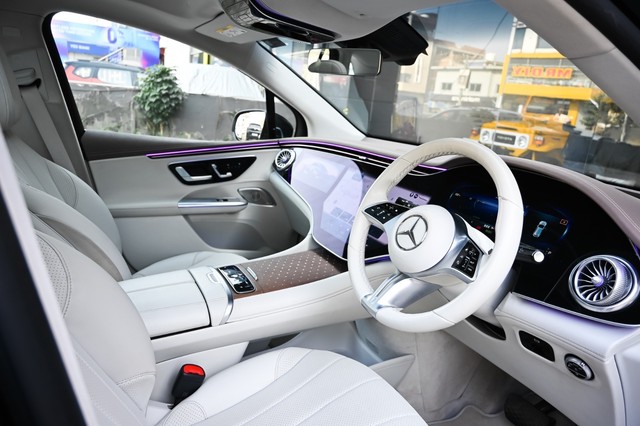 Second-hand 2023 Mercedes-Benz EQE SUV 500 4MATIC for sale in Jaipur-9