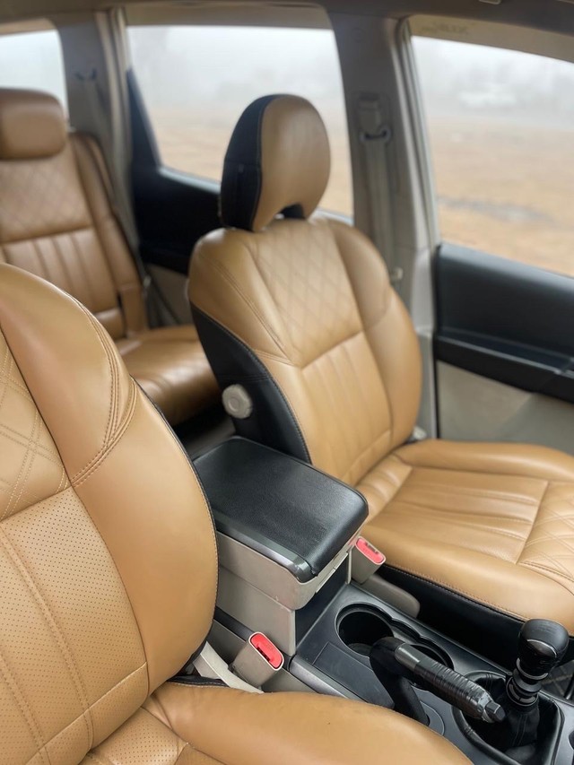 Second-hand 2016 Mahindra XUV500 R W10 FWD for sale in Patran-3