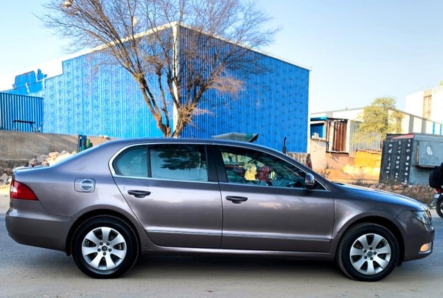 Second-hand 2012 Skoda Superb Elegance 2.0 TDI MT for sale in Jaipur-1