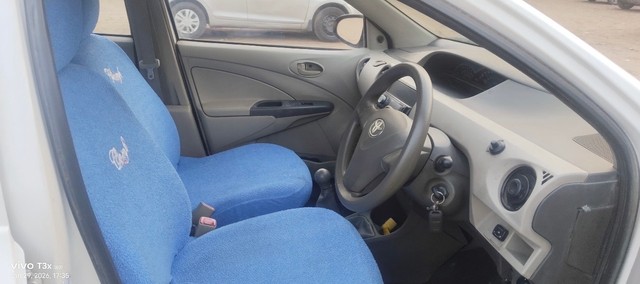 Toyota Etios G Second-hand 2016 Toyota Etios G for sale in New Delhi-3