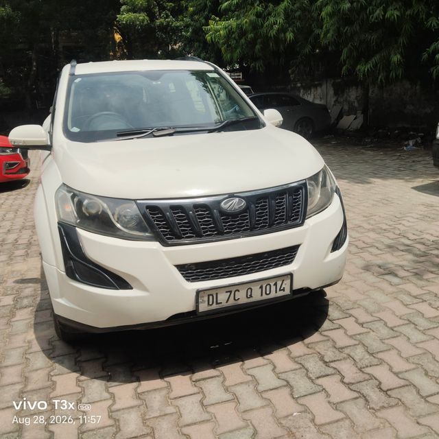 Mahindra XUV500 R W10 FWD Second-hand 2017 Mahindra XUV500 R W10 FWD for sale in New Delhi