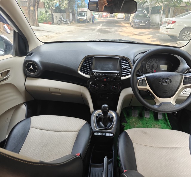 Second-hand 2019 Hyundai Santro Sportz BSIV for sale in New Delhi-6