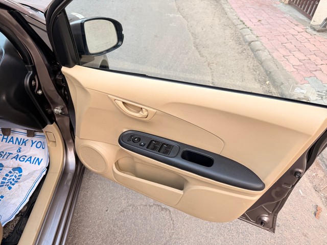 Second-hand 2015 Honda Amaze S i-Vtech for sale in Ahmedabad-5