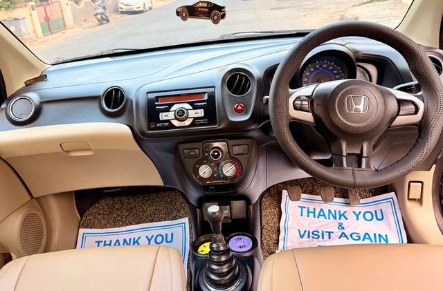 Second-hand 2015 Honda Amaze S i-Vtech for sale in Ahmedabad-7