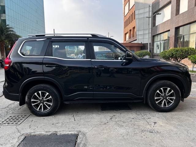 https://images10.gaadi.com/usedcar_image/F43FF1C1-3AAF-4AB3-9AD0-17DCC7404C13/original/79534762-1eec-4bd1-a6ad-3c45906bc200.jpg?imwidth=6401