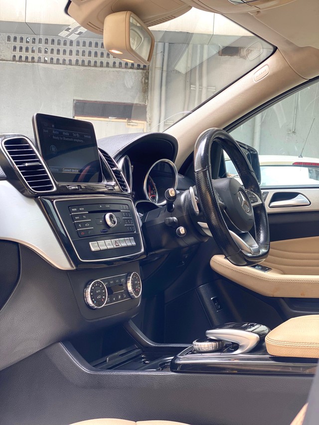 Second-hand 2019 Mercedes-Benz AMG C43 4MATIC Coupe for sale in Mumbai-7